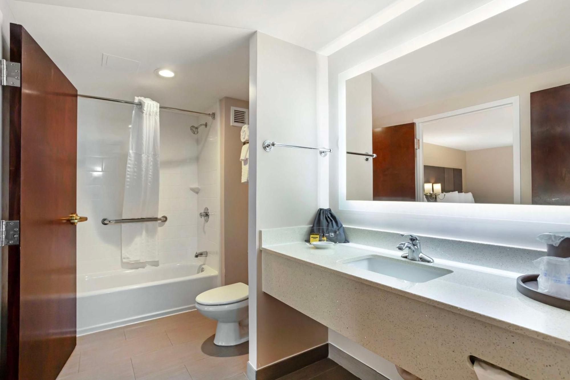 Western Hotel 3*